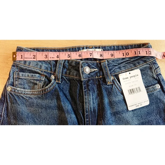 Free People Relaxed Straight Slouch Jeans Raw Hem - Picture 11 of 11